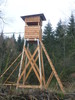 rustikale Waldkanzel, Fußbodenhöhe 500 cm auf Bockgerüst Universal und separater Leiter